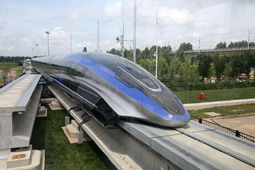 Китай создал быстропоезд на магнитной подушке