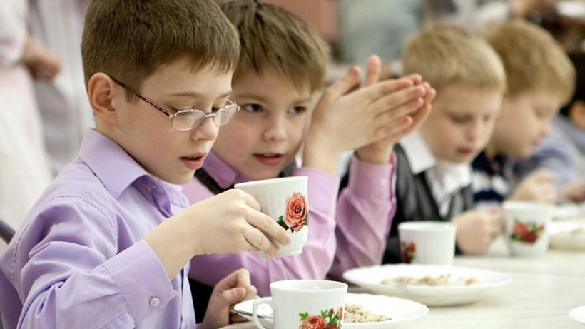 Индекс съедаемости школьных обедов решили повысить в Кузбассе