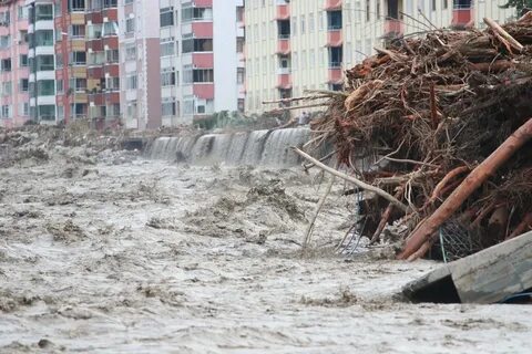 Не пожары, так наводнение: Турция терпит бедствие, 38 погибших