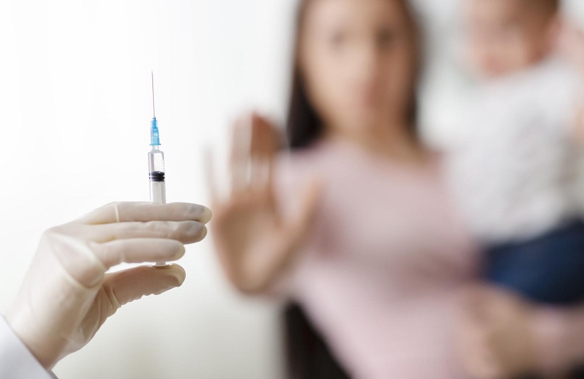 Штраф за отказ вакцинироваться: какое решение принимает Госдума