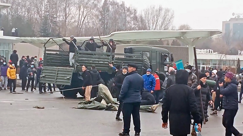 В Алма-Ате растет число погибших из-за беспорядков 
