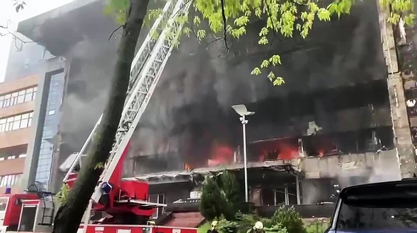 Пожар в московском «Гранд Сетунь Плаза»: очевидцы рассказали, как это было 