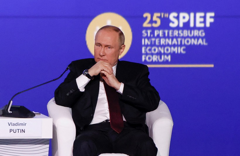 Путин ответил тем, кому «стыдно быть россиянином»