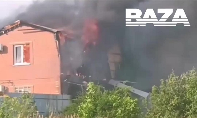 В Таганроге на жилой дом упал беспилотник