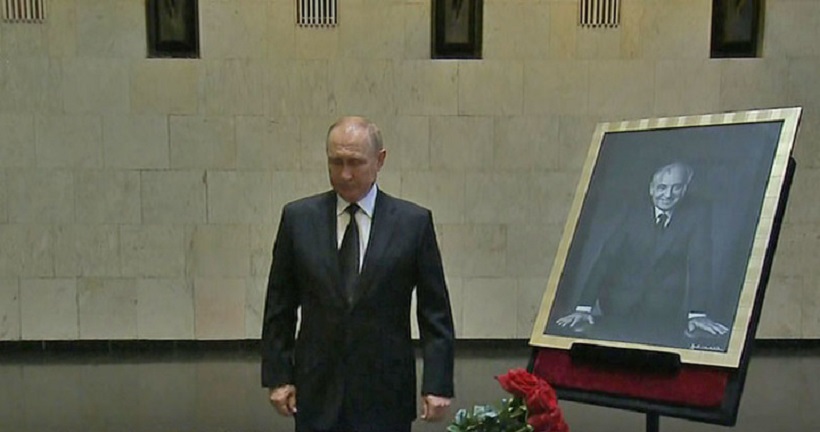Президент Владимир Путин простился с Михаилом Горбачевым