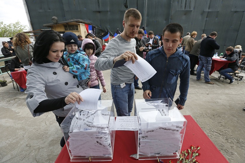 На Донбассе, в Херсонской и Запорожской областях закончился референдум 