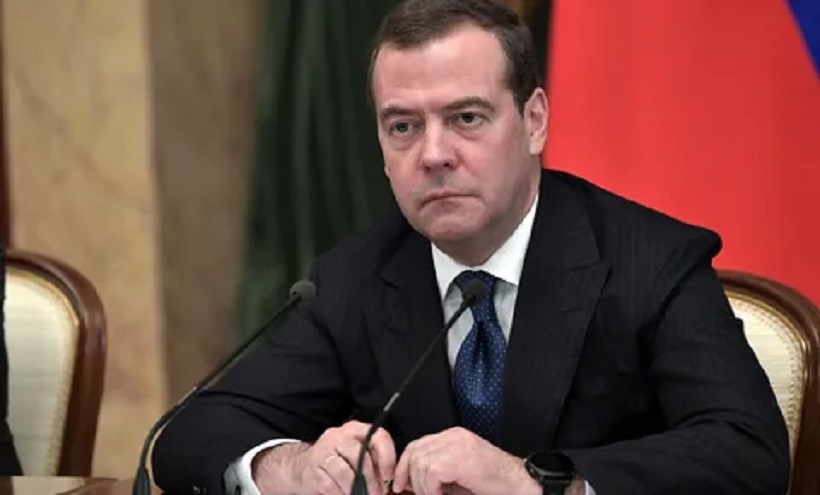 Медведев предрек ответ России на удары по Крымскому мосту