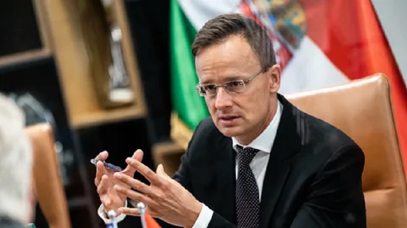 МИД Венгрии настаивает на переговорах России, Украины и США