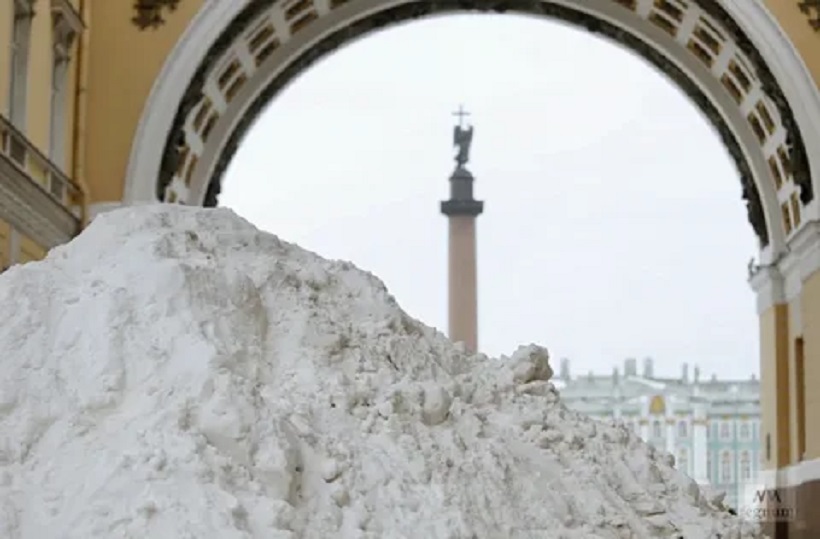 Петербуржцы не верят обещаниям чиновников о готовности города к зиме – соцопросы