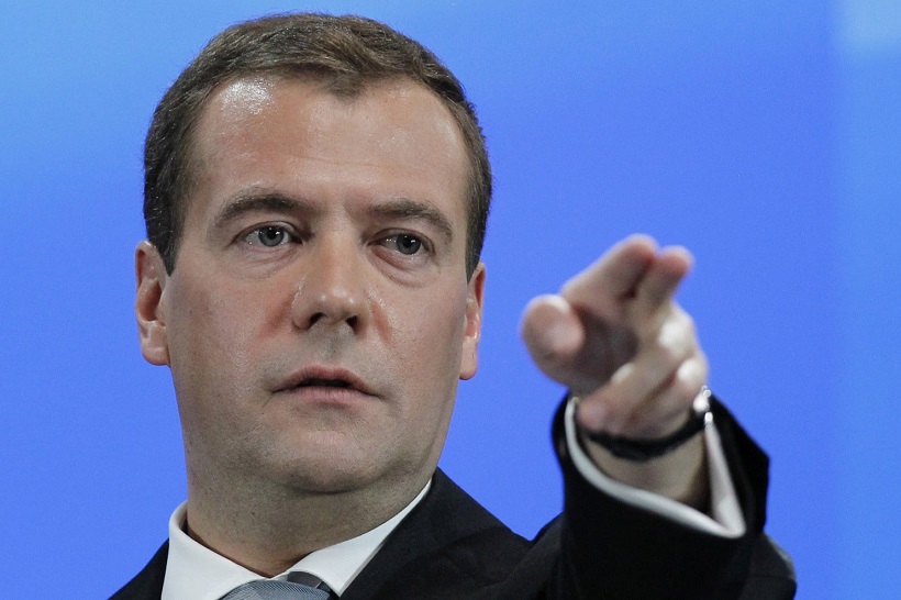 Дмитрий Медведев прокомментировал введенный потолок цен на газ