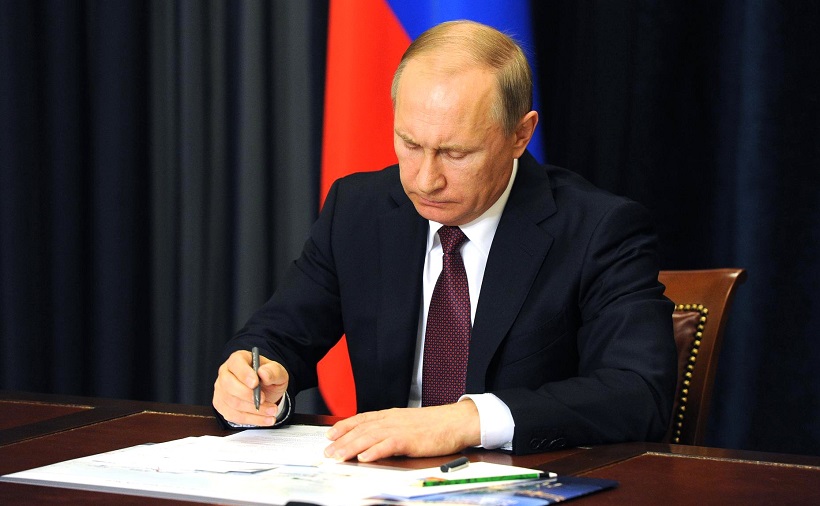 Путин подписал указ об ответных мерах на западный потолок цен