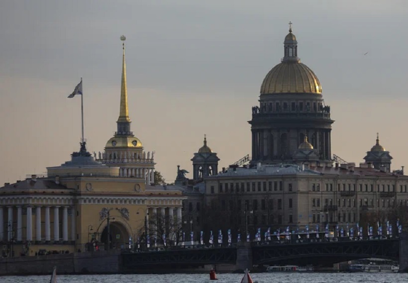 Судьба СВО сейчас решается в Петербурге – Рогов  