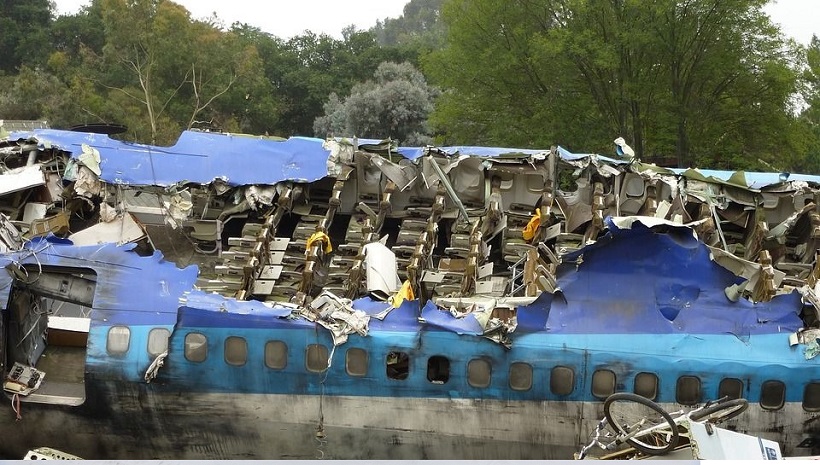 Четверо россиян погибли при крушении самолета в Непале 