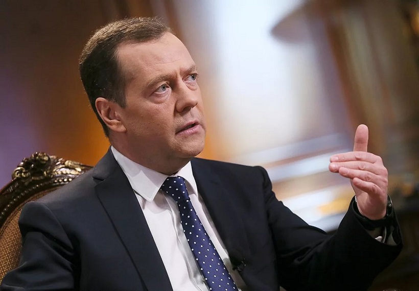 Медведев призвал к устранению антигосударственных политических сил
