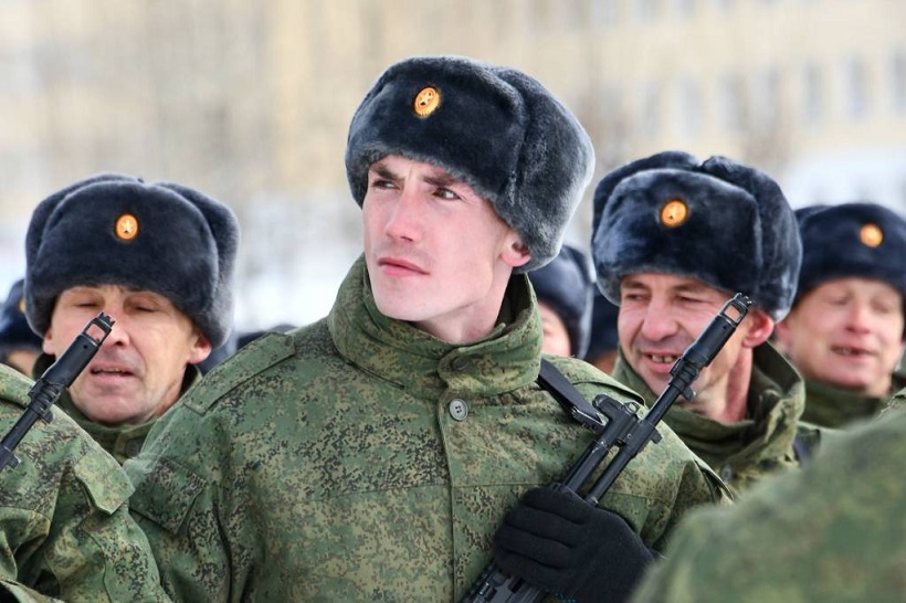 В России анонсировали военные сборы. Призовут ли неслуживших