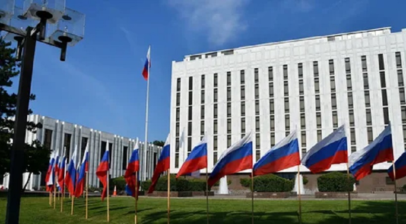 США преследуют россиян в третьих странах – посольство 