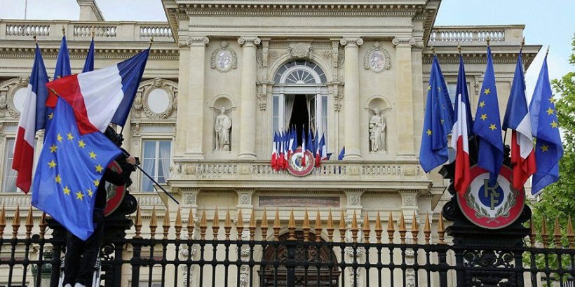 МИД Франции призвал своих граждан немедленно уехать из Беларуси 