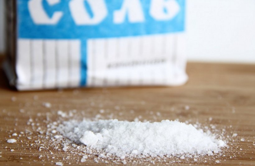 Врач предупредила об опасных последствиях отказа от соли