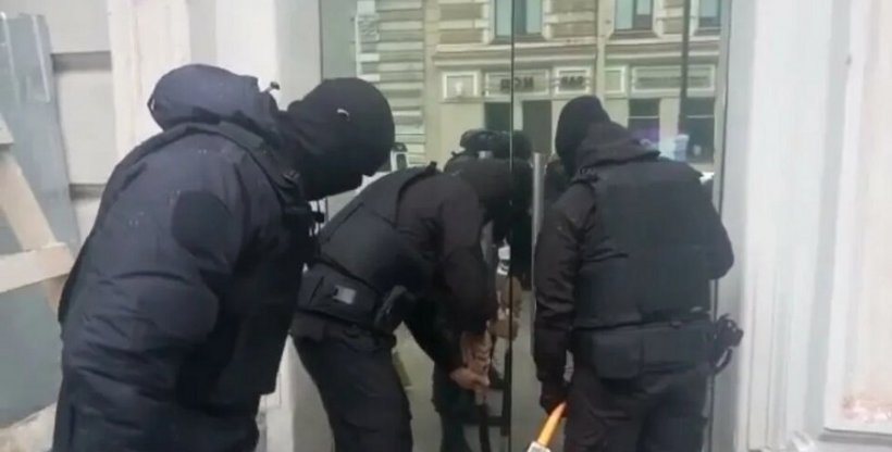 В Петербурге проведены обыски у азербайджанской мафии, избивавшей людей на  ...