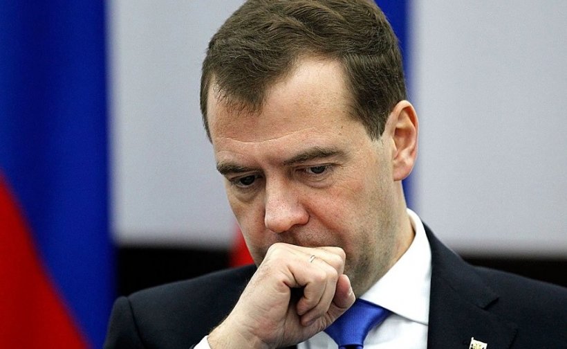 Дмитрий Медведев назвал Конституцию России неидеальной