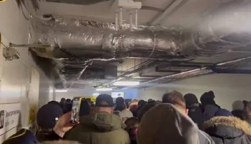 В аэропорту Шереметьево образовалась пробка из пассажиров. Часть рейсов перенесли из-за «гранаты»