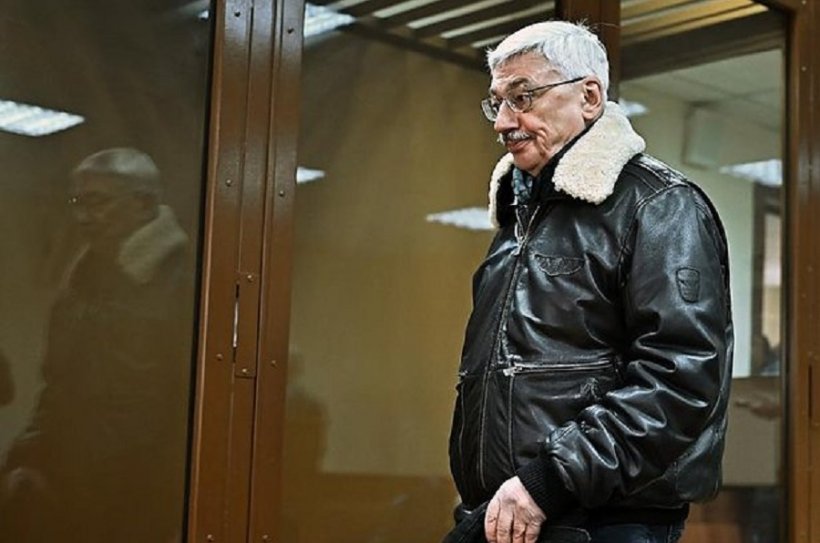 Сопредседатель общества «Мемориал» Олег Орлов получил 2,5 года колонии за дискредитацию ВС РФ