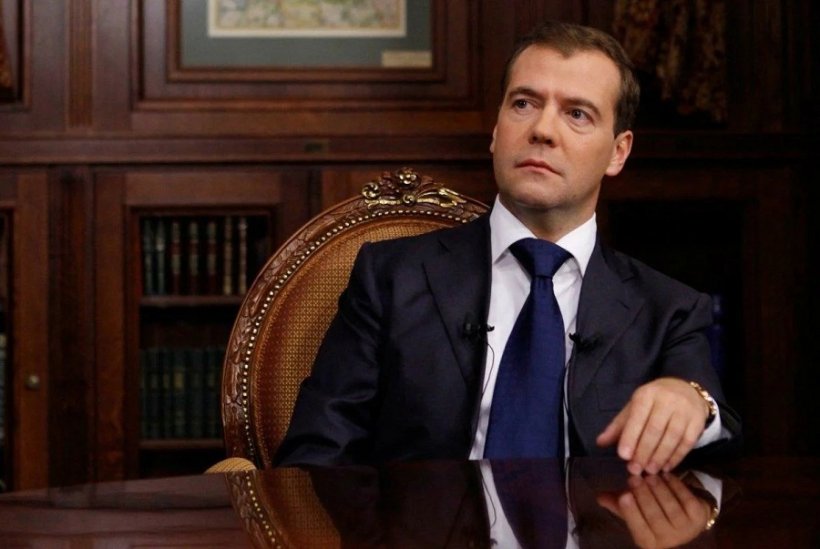 Заместитель председателя Совбеза России Медведев предложил свой план мира по Украине