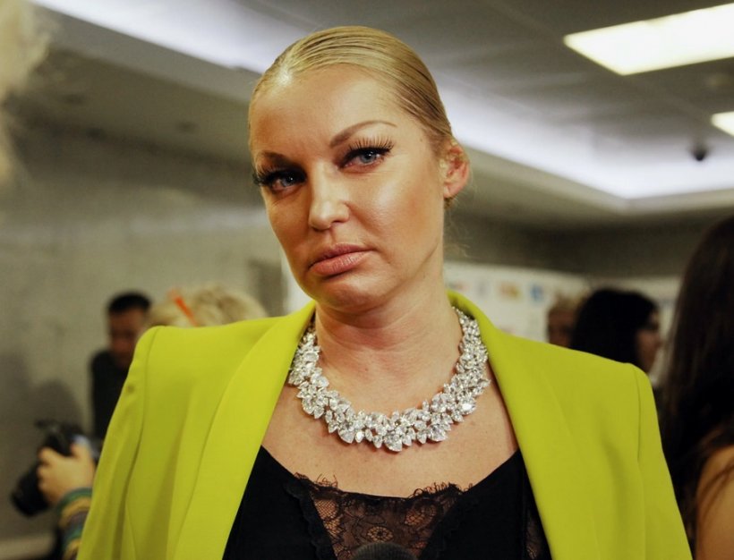 Анастасия Волочкова выиграла суд у коммунальщиков на миллионы рублей