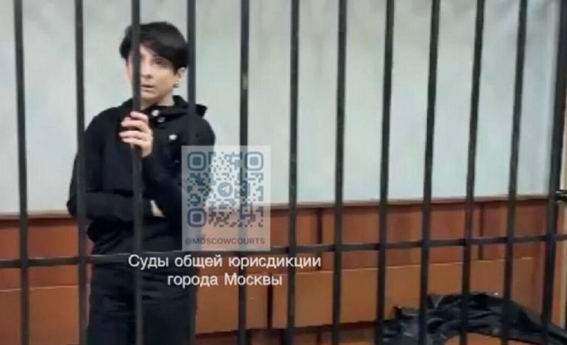 Ненавидящая всех русских москвичка Яна Джоган изъявила желание служить в армии России