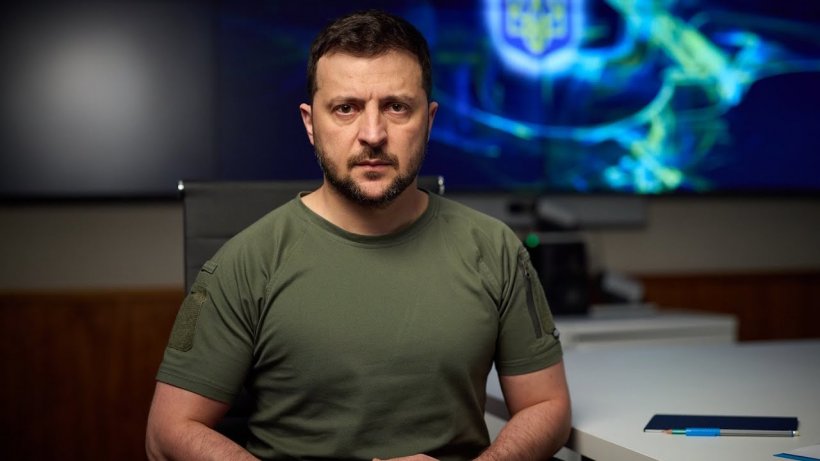 Дроны ВСУ вылетали из фур и атаковали военные аэродромы. Зеленский раскрыл детали операции