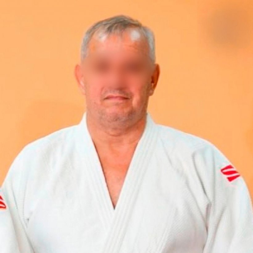 По обвинению в домогательствах к школьнице задержан заслуженный тренер России по дзюдо Григорий Давыдов 
