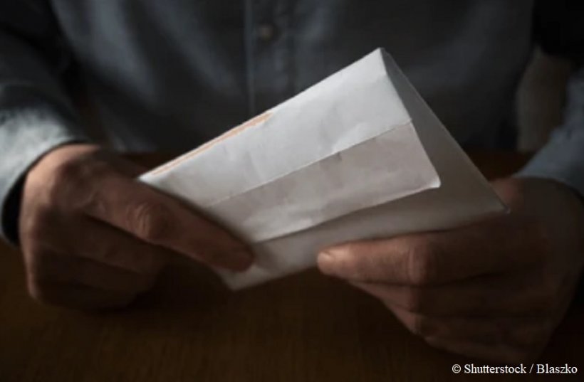 Заплатить, чтобы получить законную компенсацию. Белгородский чиновник вымогал деньги у пострадавших от обстрелов граждан
