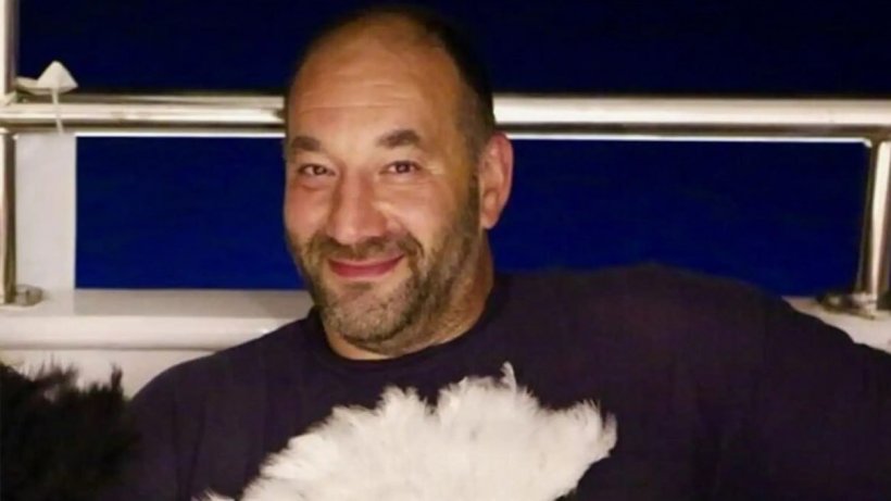 Пачки свежеотпечатанных долларов нашли при обыске у «кошелька Зеленского» Тимура Миндича