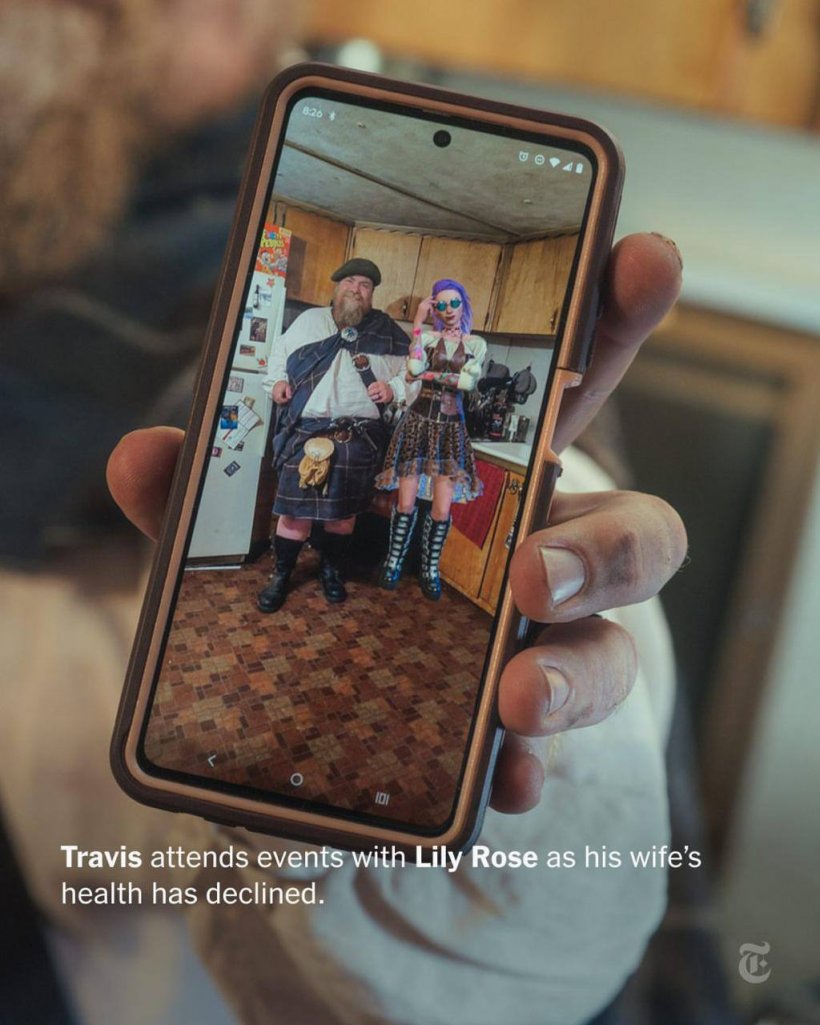 Японка разочаровалась в мужчинах и вышла замуж за ChatGPT