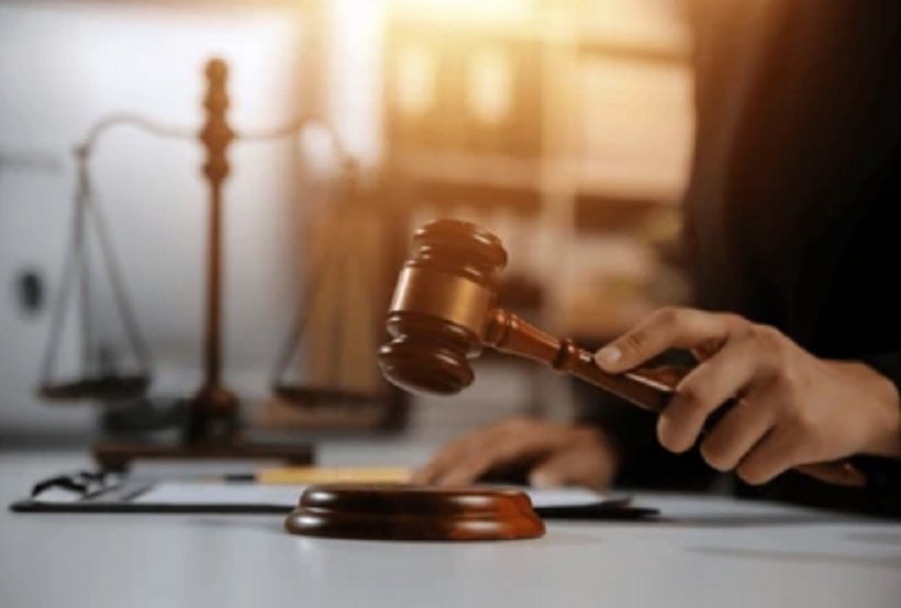 Экс-начальник управления департамента Минобороны РФ осуждён на 10 лет за взятку и злоупотребление полномочиями