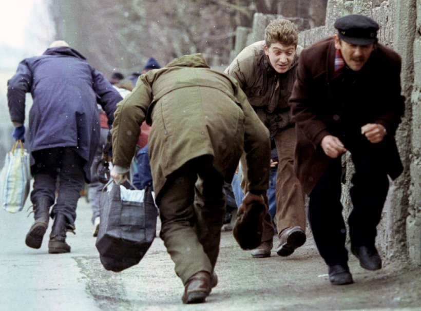 Богатые итальянские туристы отстреливали мирных жителей и детей в Сараево за деньги