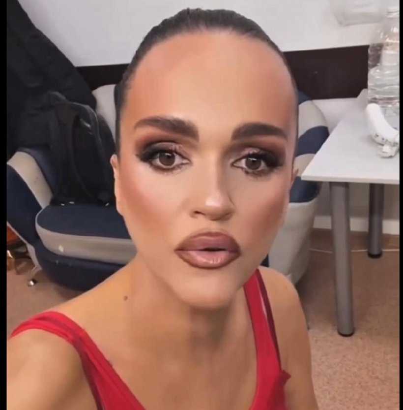 Слава обвинила Ларису Долину.  Певица говорит, что из-за нее не может продать ни одну квартиру