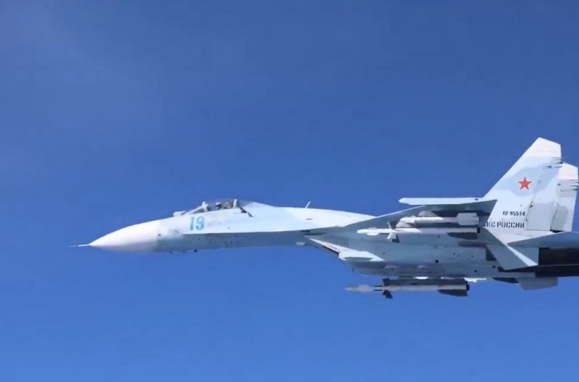 Над Черным морем российские истребители перехватили британский разведчик в опасной близости